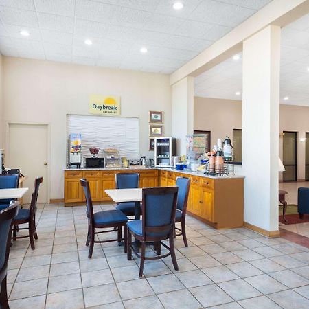Days Inn By Wyndham Mocksville Екстериор снимка