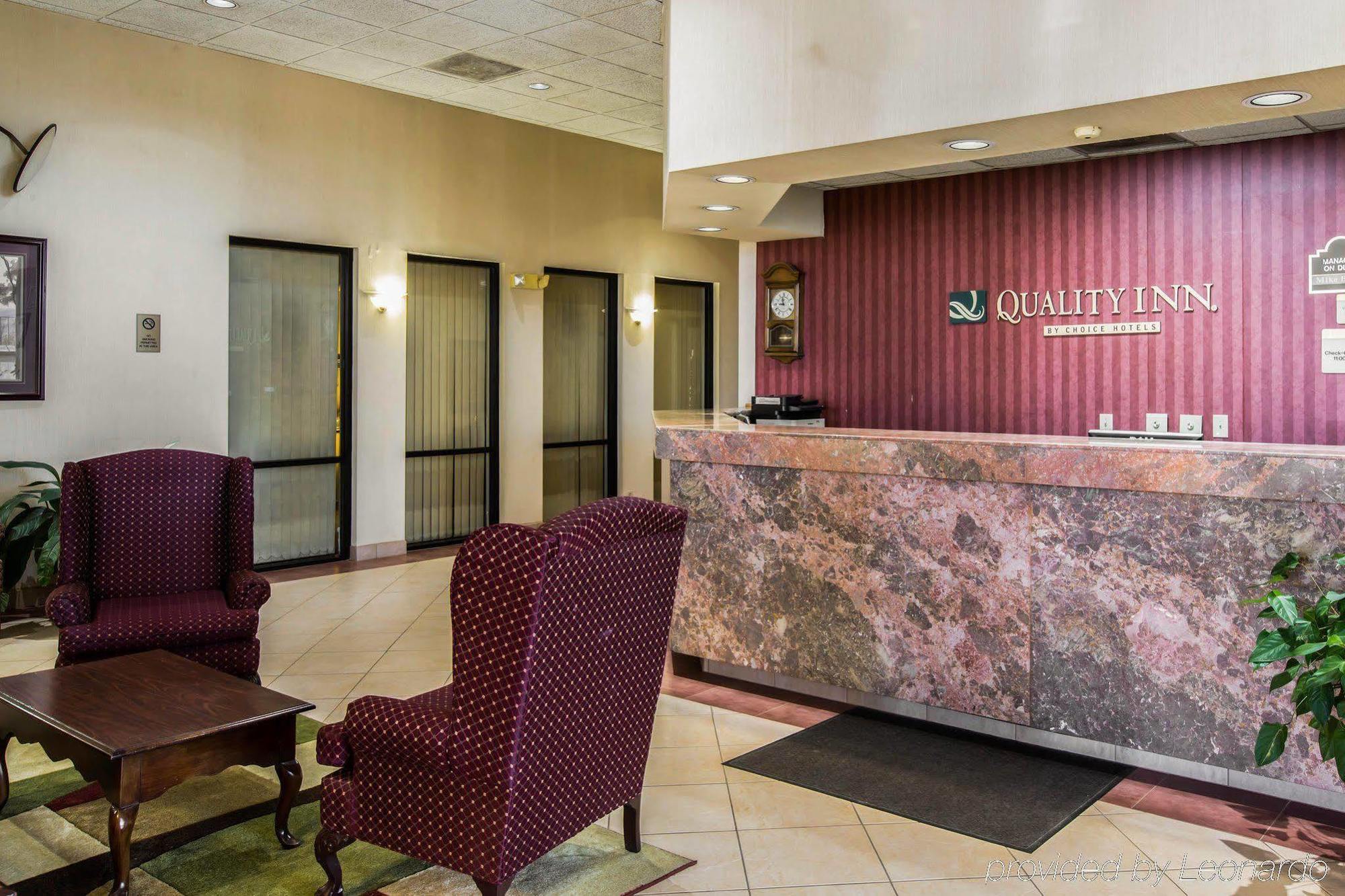 Days Inn By Wyndham Mocksville Екстериор снимка